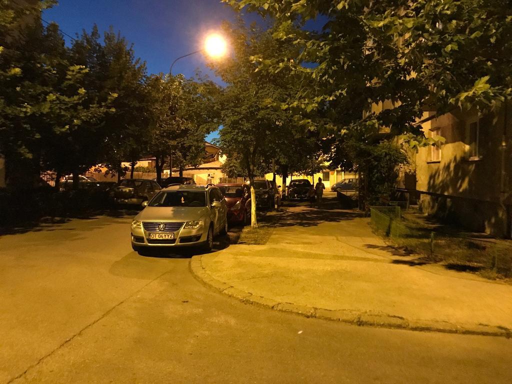 Casa Lux Central Слатина Екстериор снимка